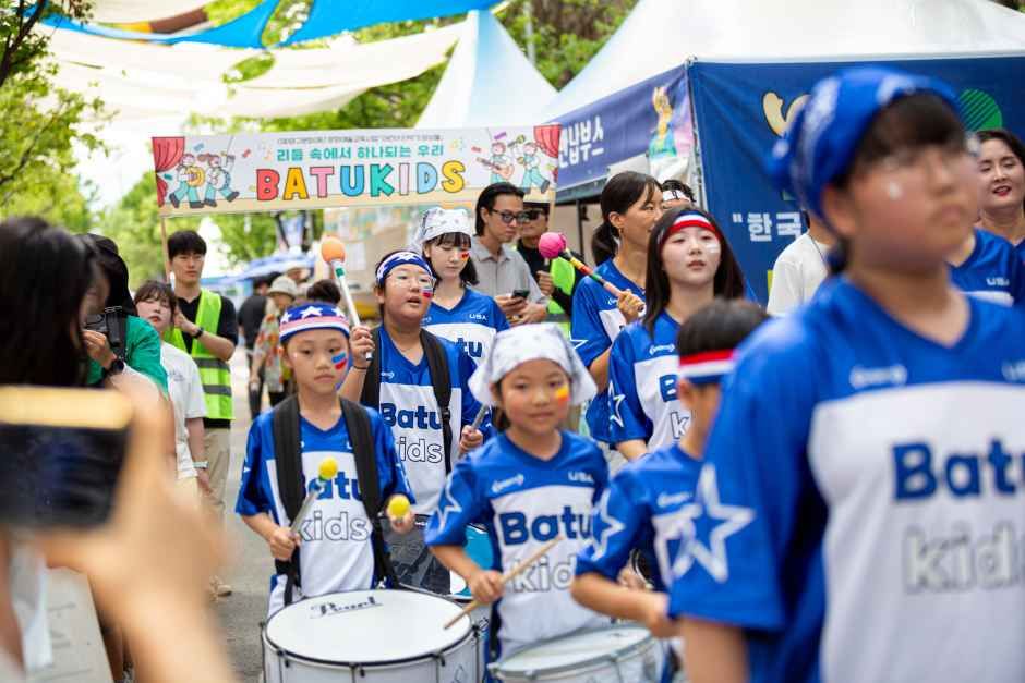 국토정중앙 청춘양구 배꼽축제 대표 사진