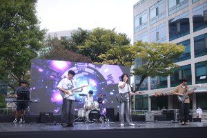 MOIM International 대표 사진